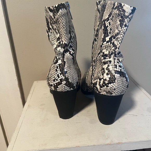 French connection boots - Picture 4 of 6